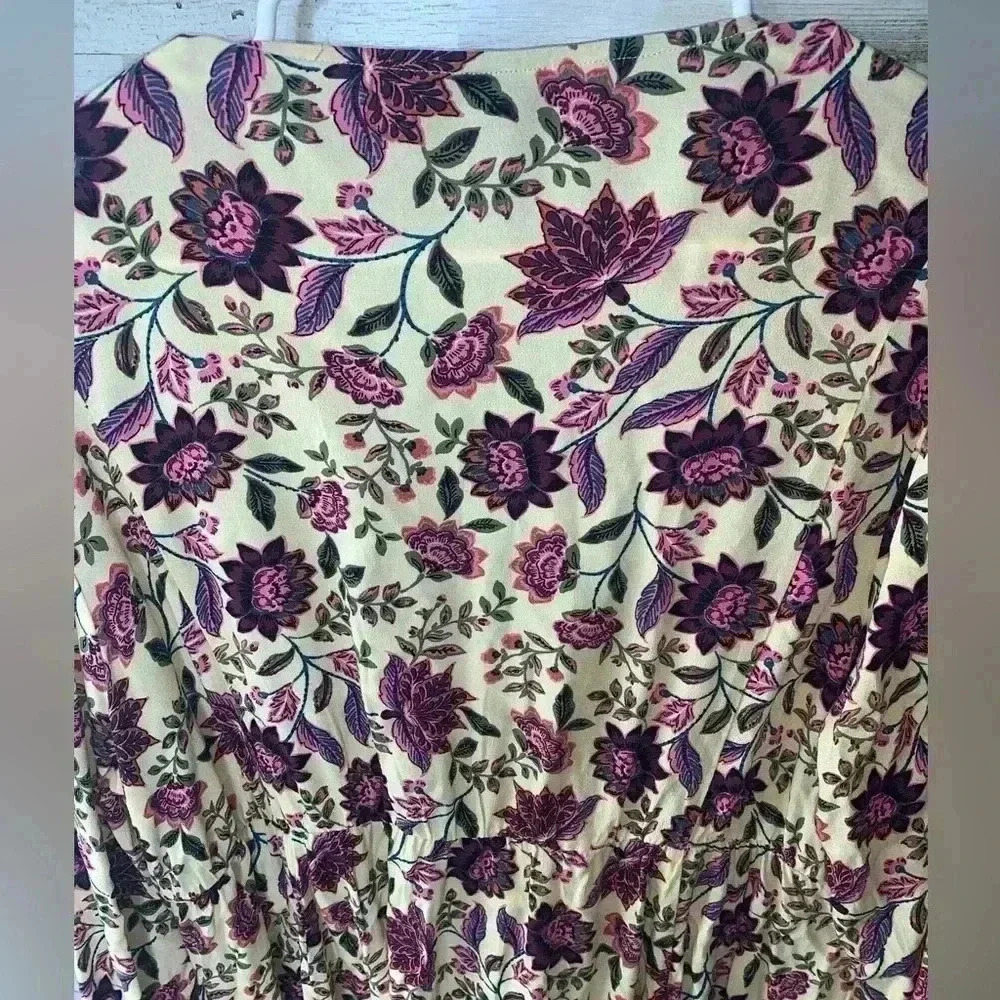 torrid Cream Floral Peasant Blouse with Plum Embroidery - Picture 9 of 15
